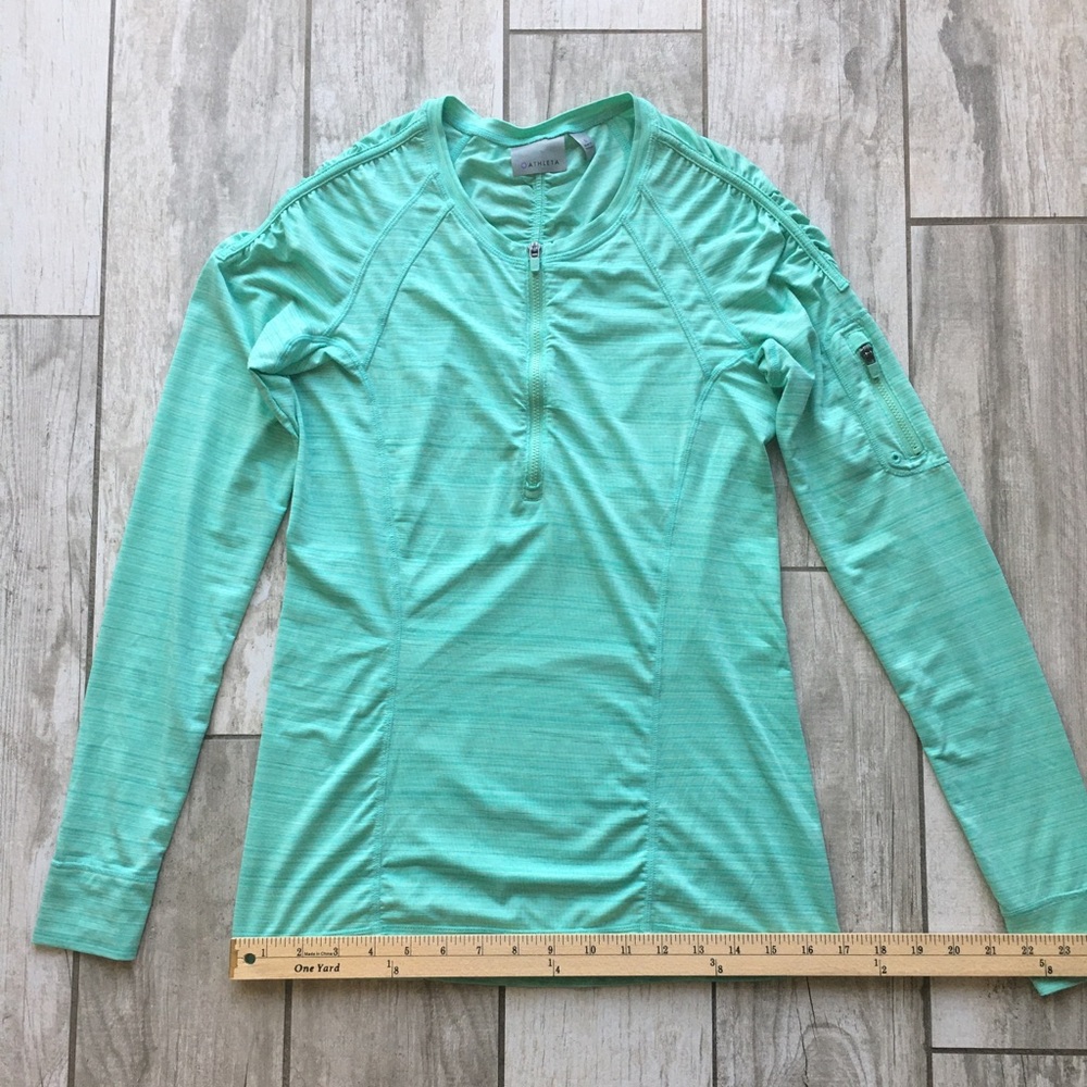 Athleta long sleeve top
